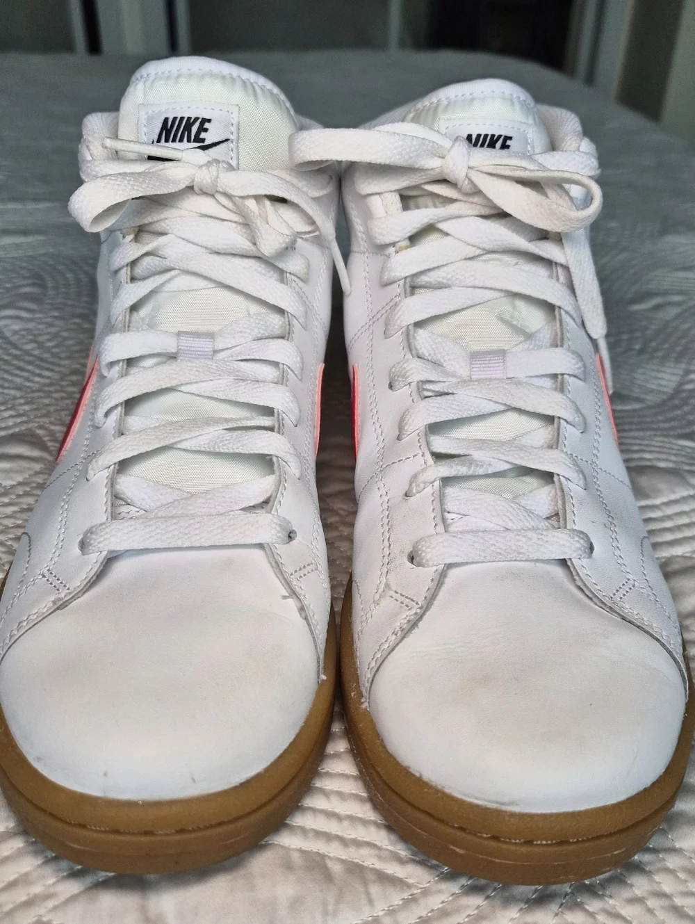 NIKE EUC 2021 Women’s Court Royale 2 Mid 'White Siren Red Gum' Size 8.5